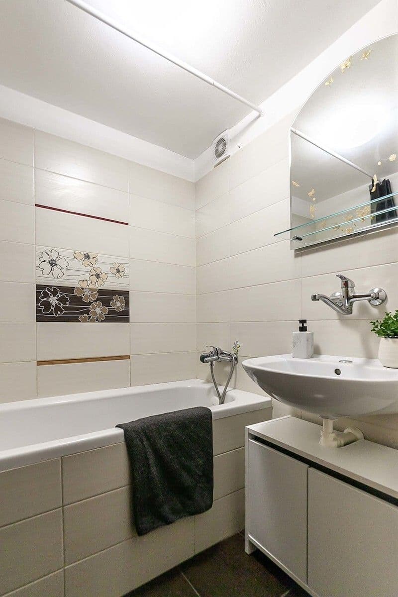 Predaj bytu 2-izbový 48 m², V Bytovkách, Praha, Praha Predaj bytu 2-izbový 48 m², V Bytovkách, Praha, Praha