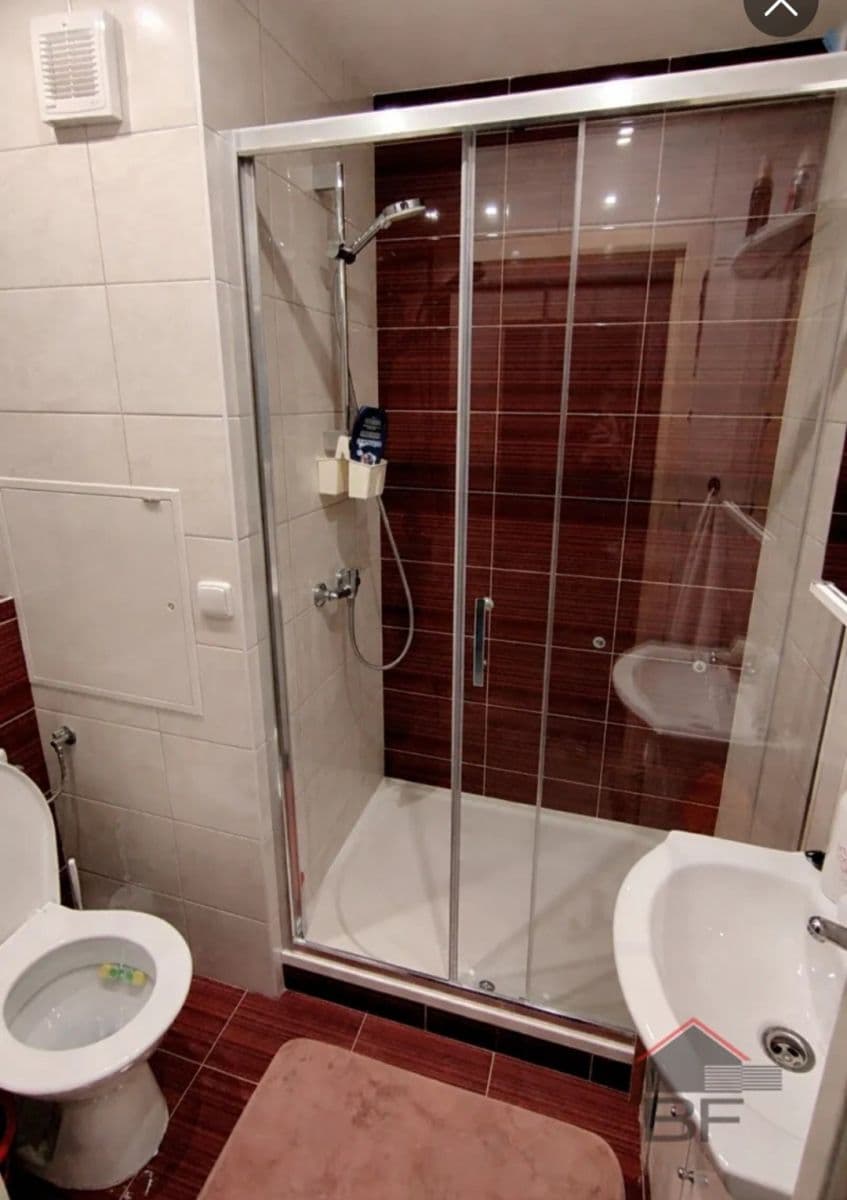 Prenájom bytu 2-izbový 42 m², Máchova, Stráž pod Ralskem, Liberecký kraj Prenájom bytu 2-izbový 42 m², Máchova, Stráž pod Ralskem, Liberecký kraj