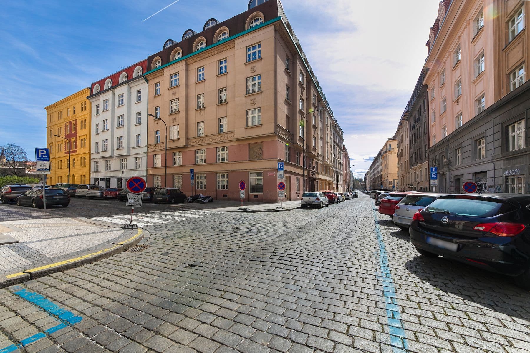 Predaj bytu 3-izbový 108 m², Podskalská, Praha, Praha Predaj bytu 3-izbový 108 m², Podskalská, Praha, Praha