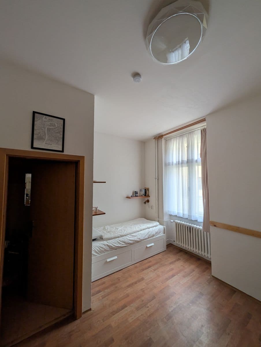 Prenájom bytu 16 m², Lublaňská, Praha, Praha Prenájom bytu 16 m², Lublaňská, Praha, Praha
