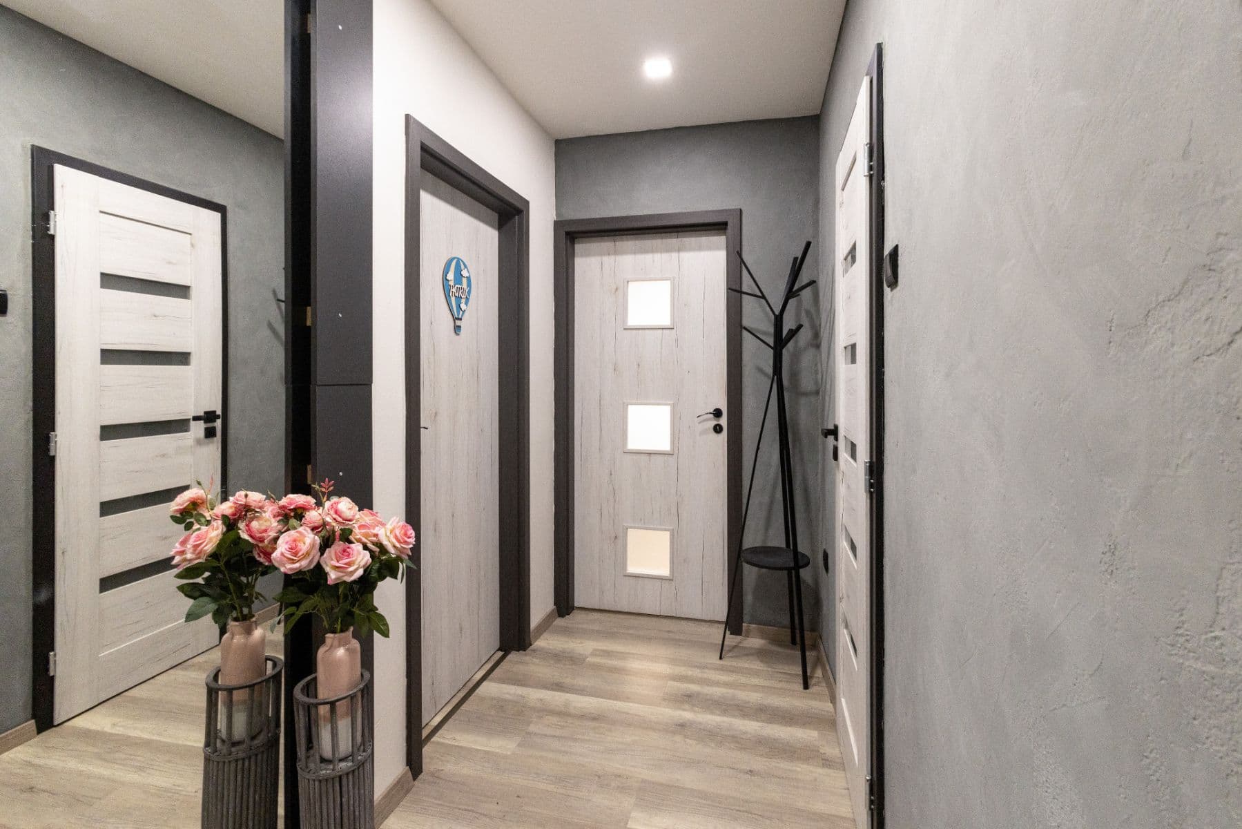 Predaj bytu 3-izbový 71 m², Sazená, Středočeský kraj Predaj bytu 3-izbový 71 m², Sazená, Středočeský kraj