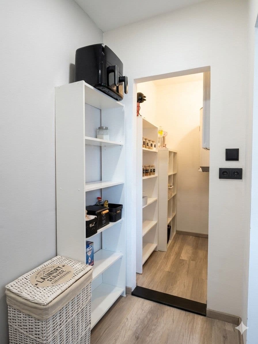 Predaj bytu 3-izbový 71 m², Sazená, Středočeský kraj Predaj bytu 3-izbový 71 m², Sazená, Středočeský kraj