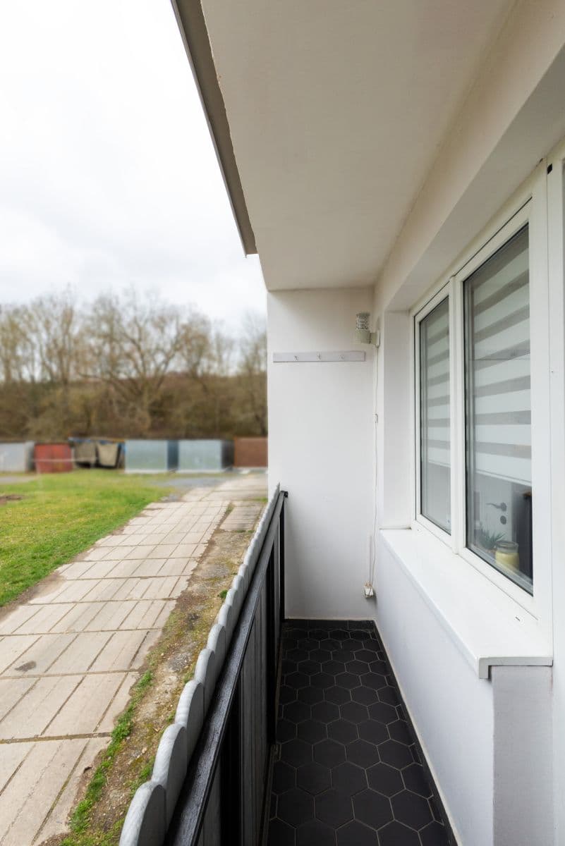 Predaj bytu 3-izbový 71 m², Sazená, Středočeský kraj Predaj bytu 3-izbový 71 m², Sazená, Středočeský kraj