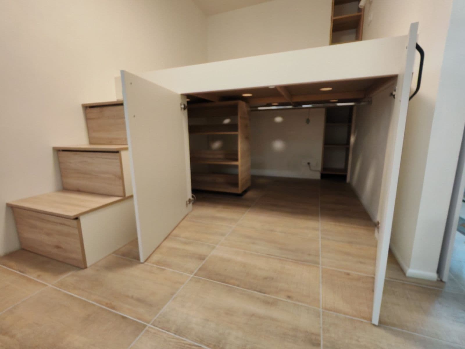 Prenájom bytu 2-izbový 48 m², V Stráni, Praha, Praha Prenájom bytu 2-izbový 48 m², V Stráni, Praha, Praha