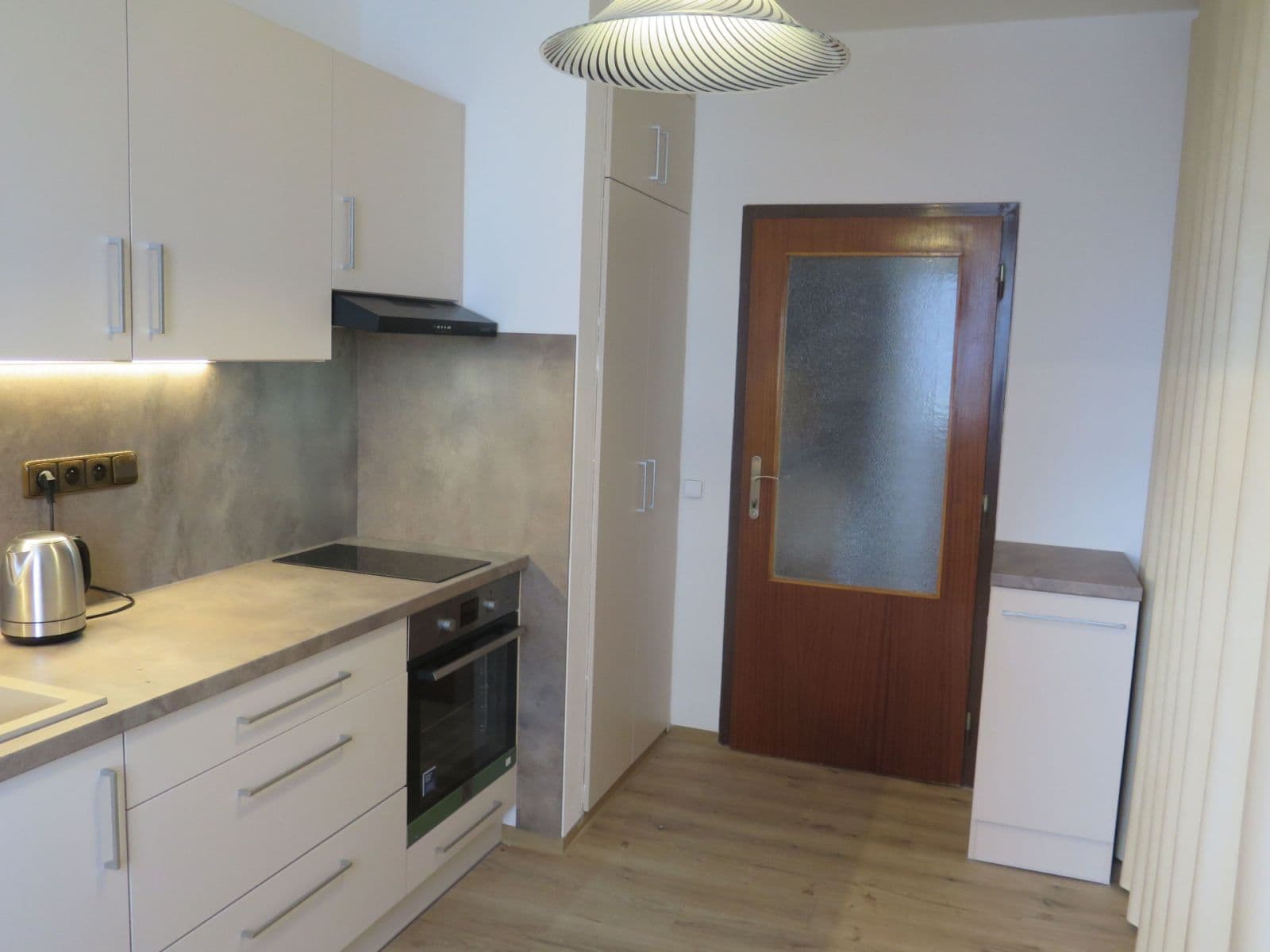 Prenájom bytu 2-izbový 57 m², Kubištova, Praha, Praha Prenájom bytu 2-izbový 57 m², Kubištova, Praha, Praha