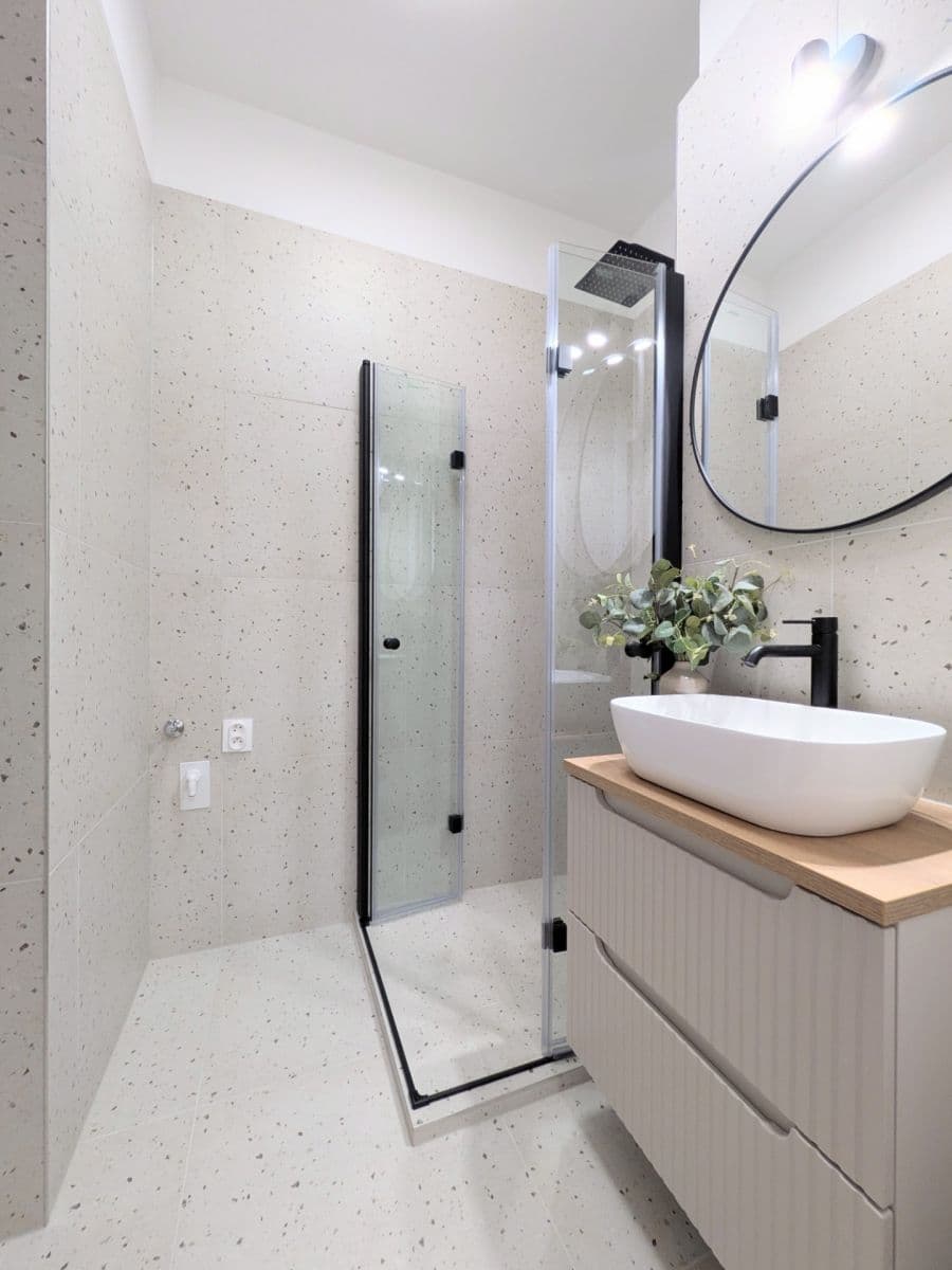 Predaj bytu 2-izbový 40 m², Petrohradská, Praha, Praha Predaj bytu 2-izbový 40 m², Petrohradská, Praha, Praha