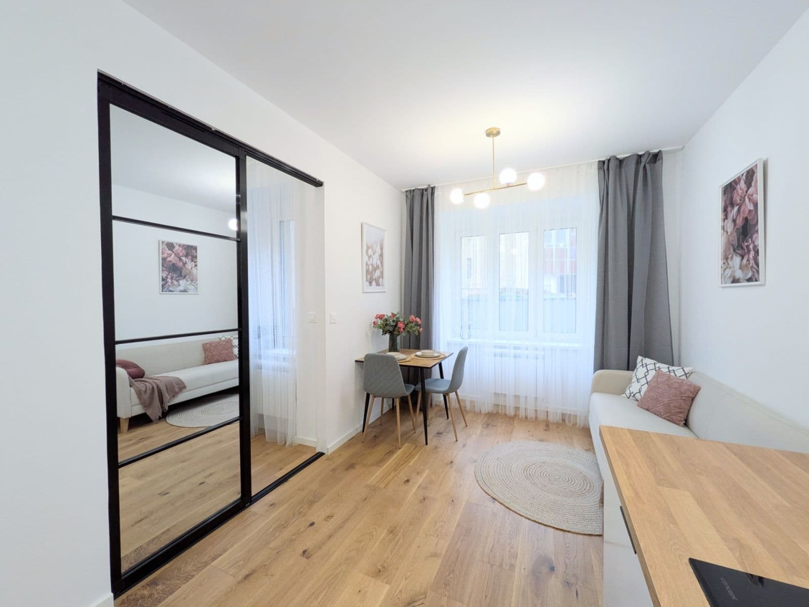 Predaj bytu 2-izbový 40 m², Petrohradská, Praha, Praha Predaj bytu 2-izbový 40 m², Petrohradská, Praha, Praha