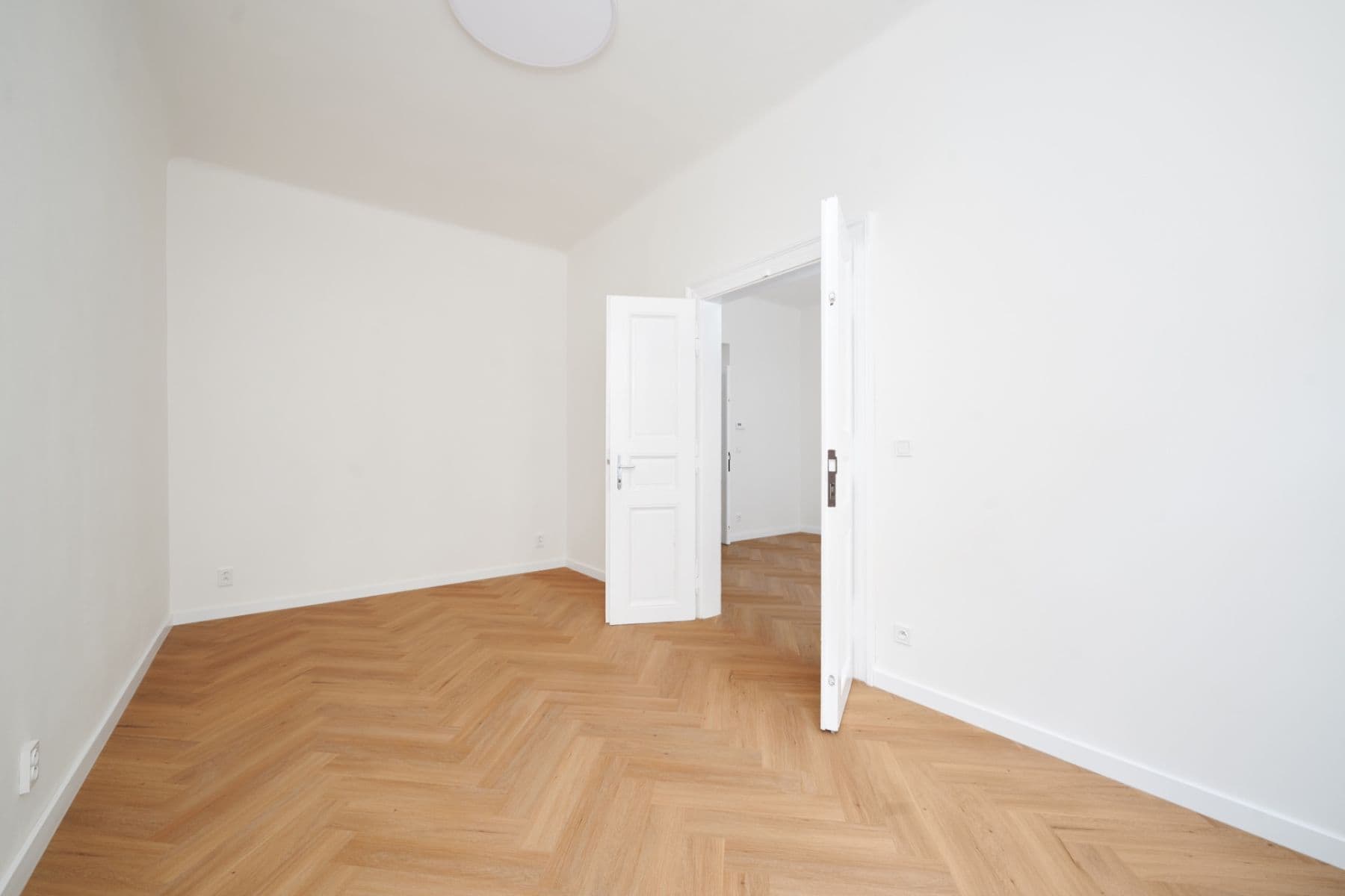 Predaj bytu 2-izbový 56 m², Přibyslavská, Praha, Praha Predaj bytu 2-izbový 56 m², Přibyslavská, Praha, Praha