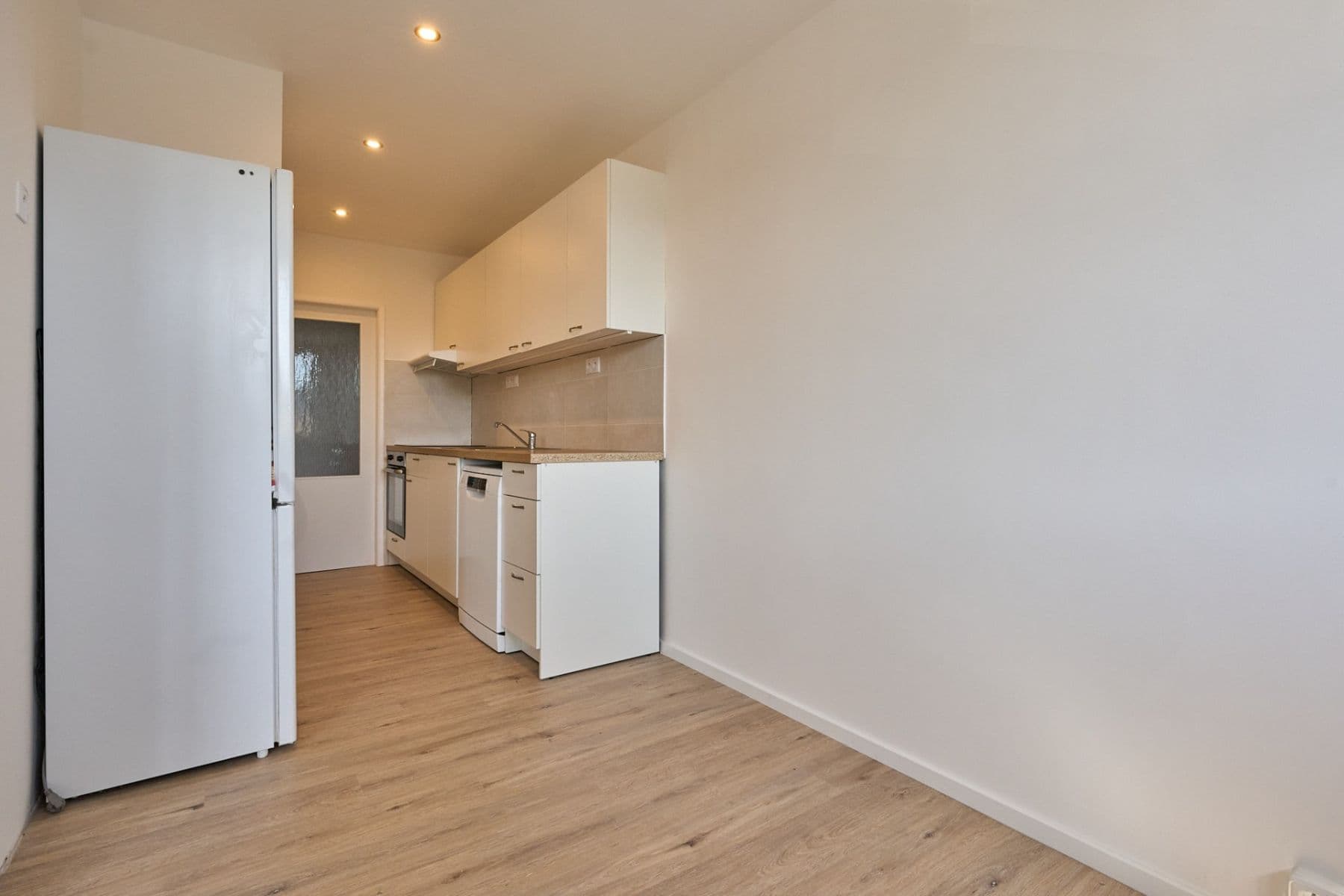 Prenájom bytu 2-izbový 65 m², Gdaňská, Praha, Praha Prenájom bytu 2-izbový 65 m², Gdaňská, Praha, Praha