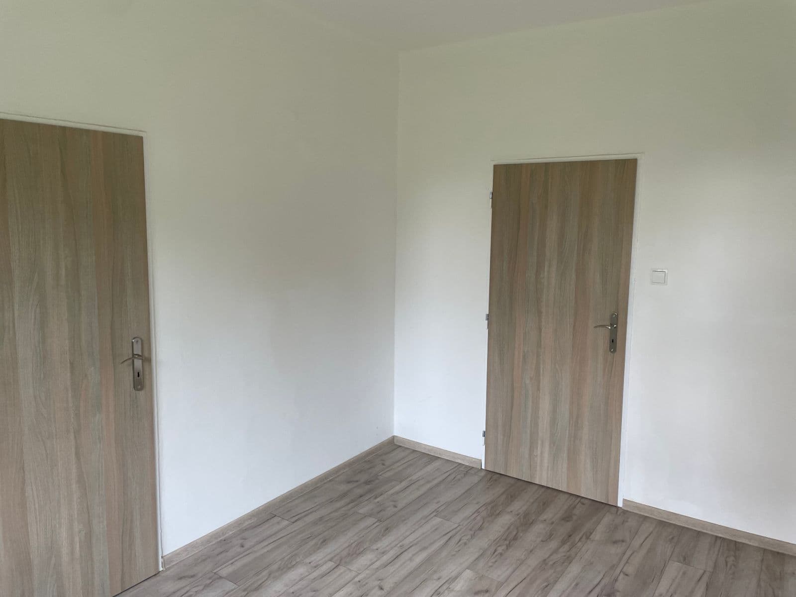 Prenájom bytu 3-izbový 73 m², Dukelských hrdinů, Ústí nad Labem, Ústecký kraj Prenájom bytu 3-izbový 73 m², Dukelských hrdinů, Ústí nad Labem, Ústecký kraj