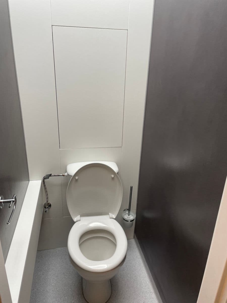 Prenájom bytu 3-izbový 73 m², Dukelských hrdinů, Ústí nad Labem, Ústecký kraj Prenájom bytu 3-izbový 73 m², Dukelských hrdinů, Ústí nad Labem, Ústecký kraj