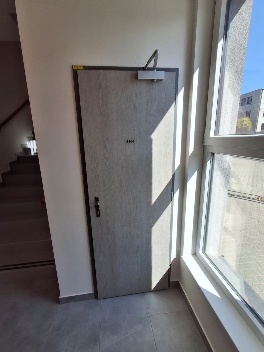 Prenájom bytu 1-izbový 31 m², Poděbradská, Praha, Praha Prenájom bytu 1-izbový 31 m², Poděbradská, Praha, Praha