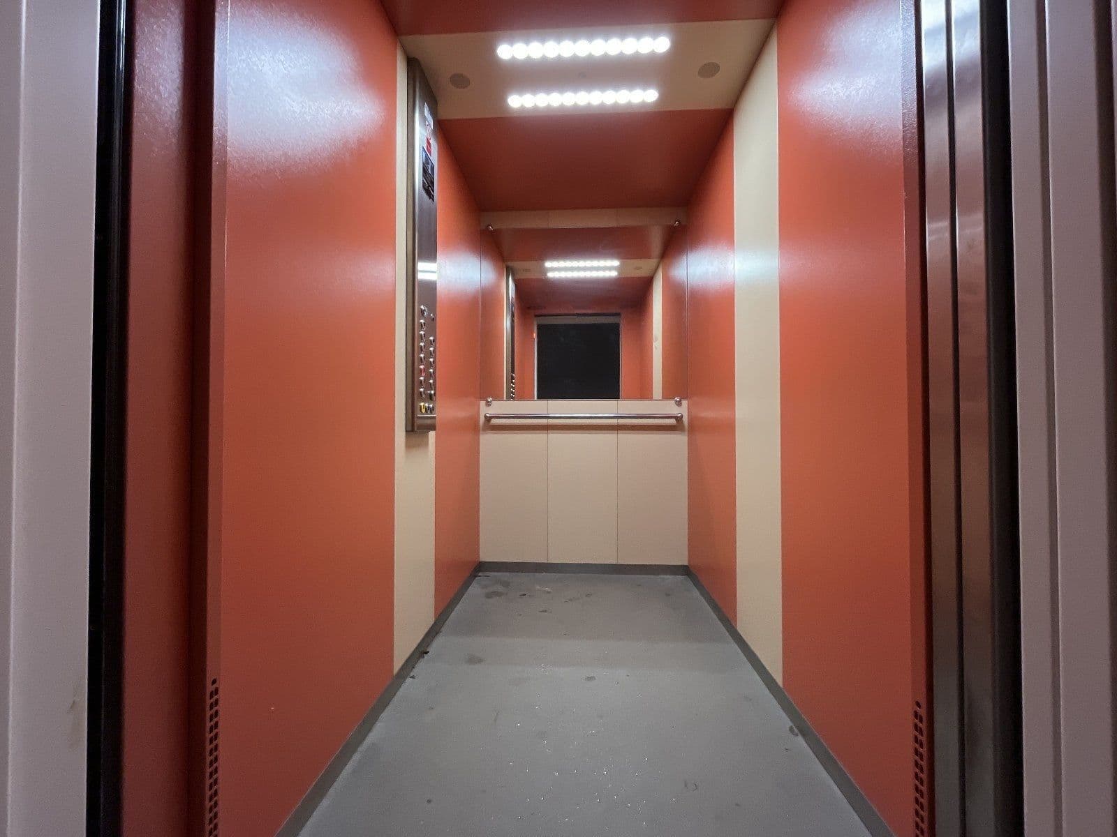 Prenájom bytu 1-izbový 27 m², Hornická, Český Těšín, Moravskoslezský kraj Prenájom bytu 1-izbový 27 m², Hornická, Český Těšín, Moravskoslezský kraj