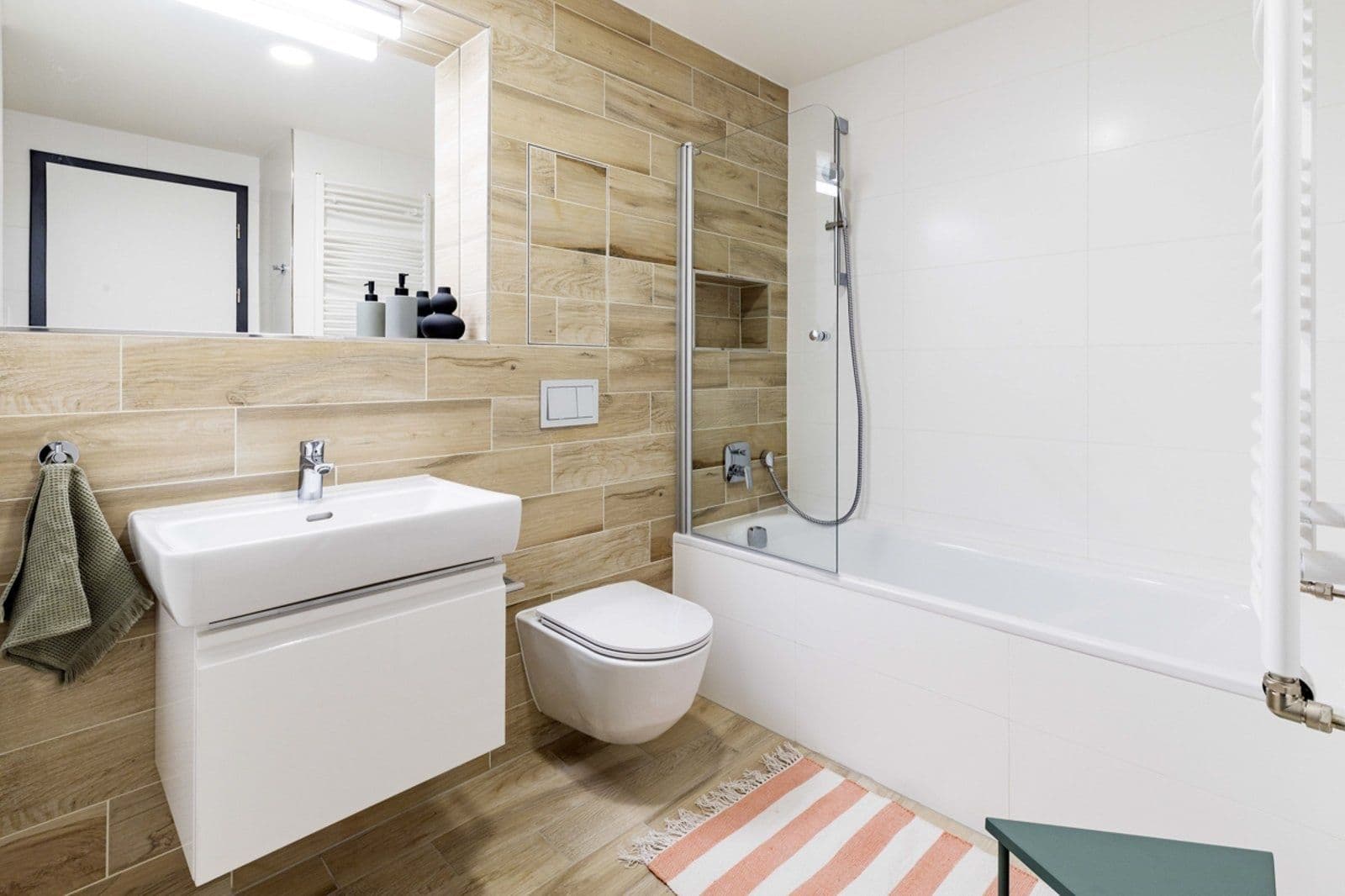 Prenájom bytu 2-izbový 58 m², U Pergamenky, Praha, Praha Prenájom bytu 2-izbový 58 m², U Pergamenky, Praha, Praha