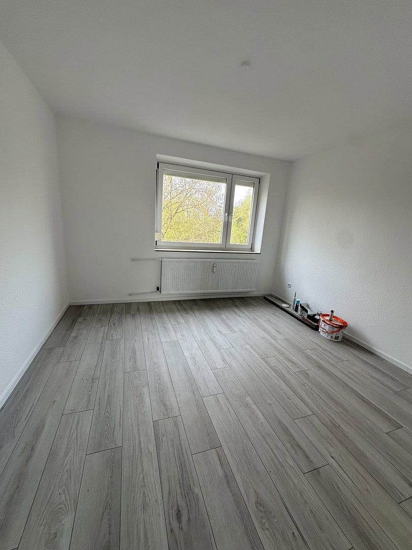 Prenájom bytu 3-izbový 74 m², Dasbacher Straße 26, Bremen, Brémy Prenájom bytu 3-izbový 74 m², Dasbacher Straße 26, Bremen, Brémy