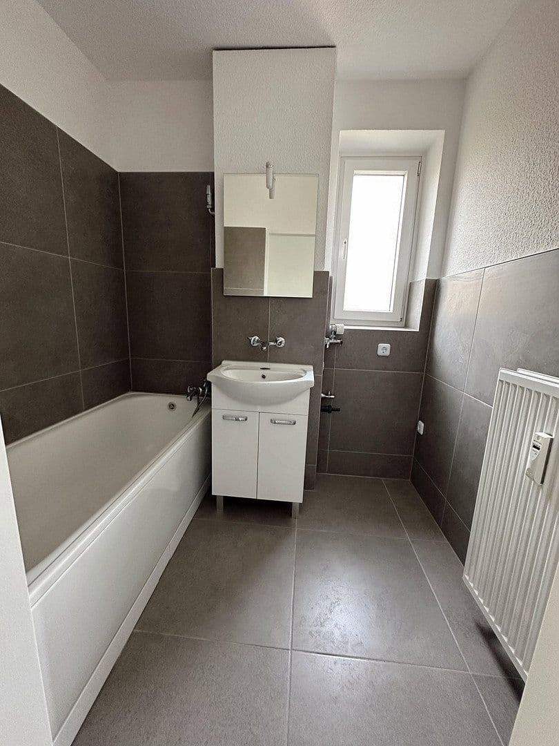 Prenájom bytu 3-izbový 74 m², Dasbacher Straße 26, Bremen, Brémy Prenájom bytu 3-izbový 74 m², Dasbacher Straße 26, Bremen, Brémy