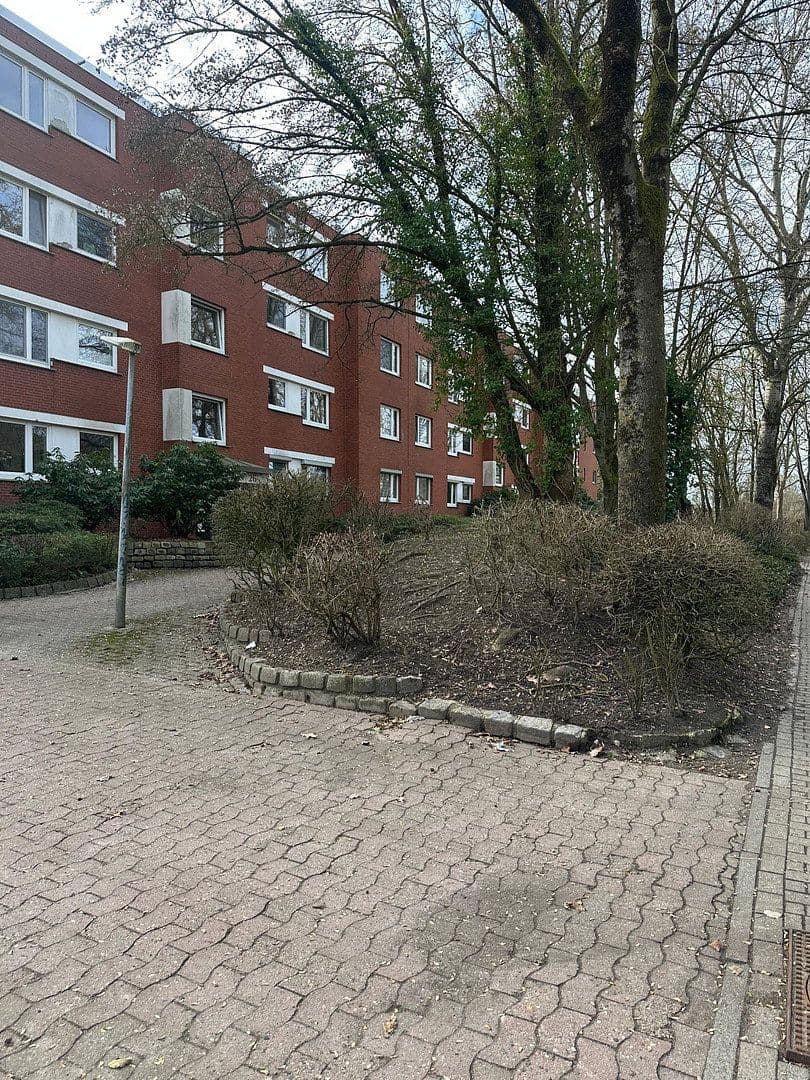 Prenájom bytu 3-izbový 74 m², Dasbacher Straße 26, Bremen, Brémy Prenájom bytu 3-izbový 74 m², Dasbacher Straße 26, Bremen, Brémy