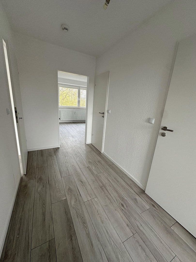 Prenájom bytu 3-izbový 74 m², Dasbacher Straße 26, Bremen, Brémy Prenájom bytu 3-izbový 74 m², Dasbacher Straße 26, Bremen, Brémy