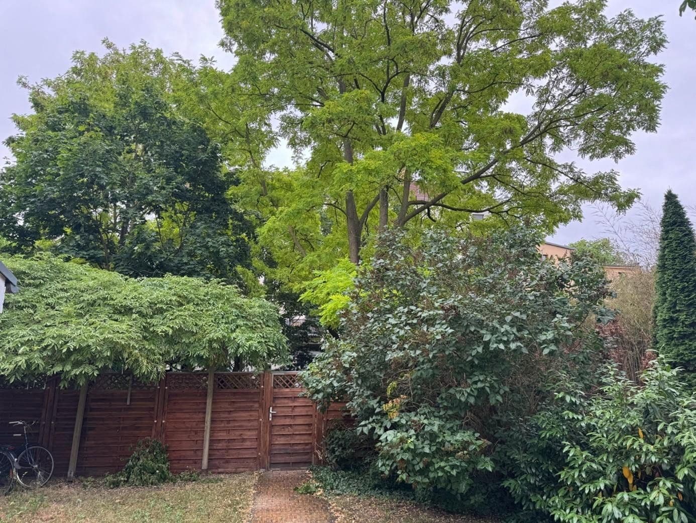 Predaj domu 140 m², pozemek 292 m², Potsdam, Brandenbursko Predaj domu 140 m², pozemek 292 m², Potsdam, Brandenbursko