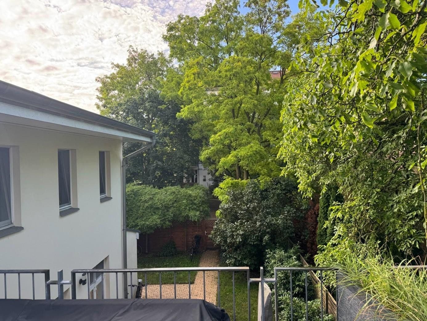 Predaj domu 140 m², pozemek 292 m², Potsdam, Brandenbursko Predaj domu 140 m², pozemek 292 m², Potsdam, Brandenbursko