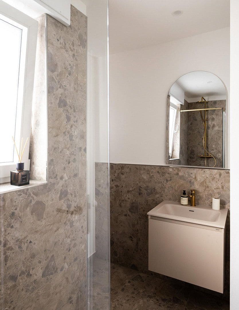 Predaj bytu 4-izbový 90 m², Frankfurt, Hesensko Predaj bytu 4-izbový 90 m², Frankfurt, Hesensko