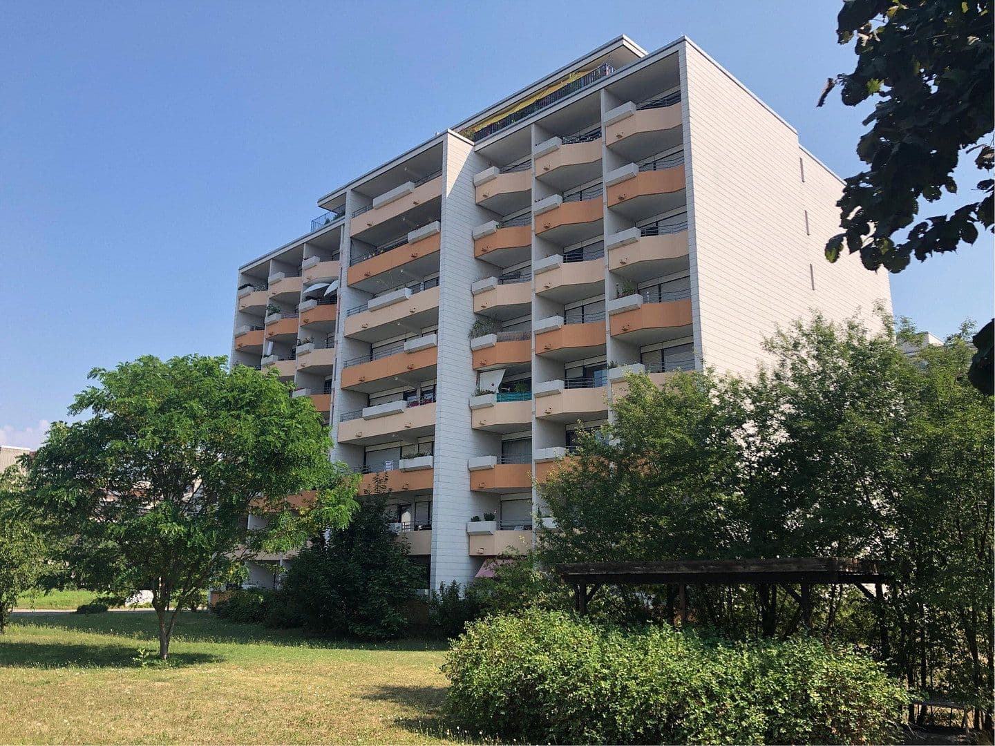 Prenájom bytu 1-izbový 30 m², Heidelberg, Bádensko-Wurttembersko Prenájom bytu 1-izbový 30 m², Heidelberg, Bádensko-Wurttembersko