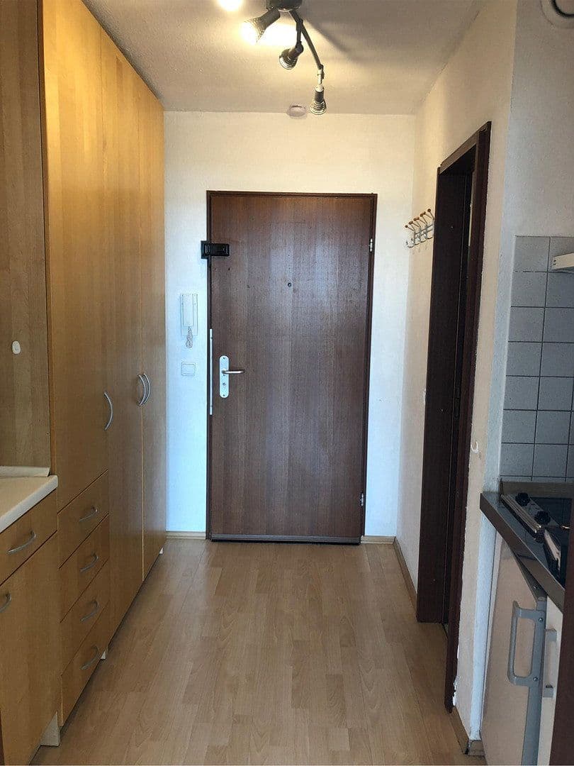 Prenájom bytu 1-izbový 30 m², Heidelberg, Bádensko-Wurttembersko Prenájom bytu 1-izbový 30 m², Heidelberg, Bádensko-Wurttembersko