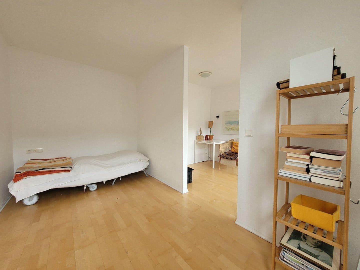 Predaj bytu 1-izbový 36 m², Erich-Weinert-Str. 143, Berlin, Berlín Predaj bytu 1-izbový 36 m², Erich-Weinert-Str. 143, Berlin, Berlín