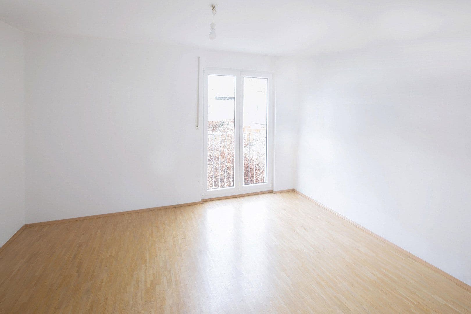 Predaj domu 119 m², pozemek 205 m², Braunaugenstraße 36, München, Bavorsko Predaj domu 119 m², pozemek 205 m², Braunaugenstraße 36, München, Bavorsko