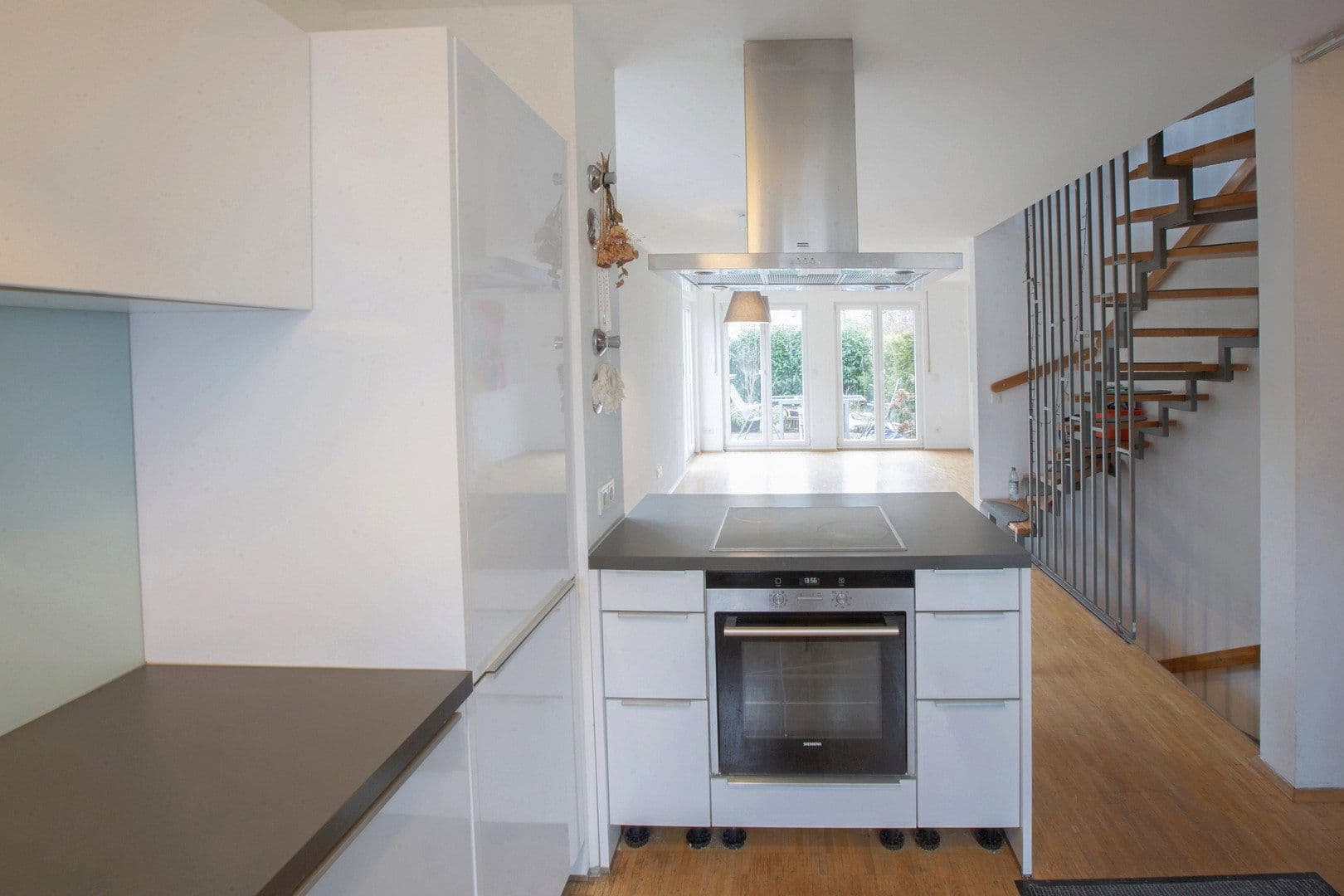 Predaj domu 119 m², pozemek 205 m², Braunaugenstraße 36, München, Bavorsko Predaj domu 119 m², pozemek 205 m², Braunaugenstraße 36, München, Bavorsko