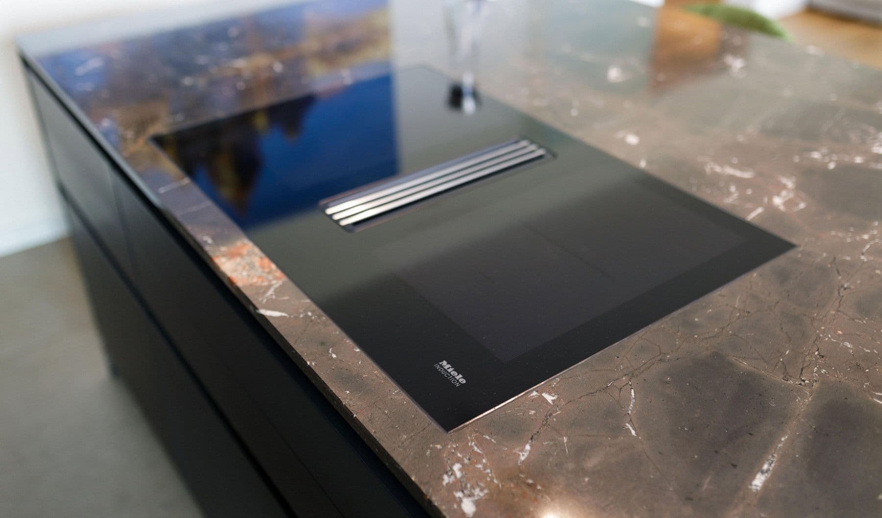 Prenájom bytu 5-izbový 180 m², Perl, Sársko Prenájom bytu 5-izbový 180 m², Perl, Sársko