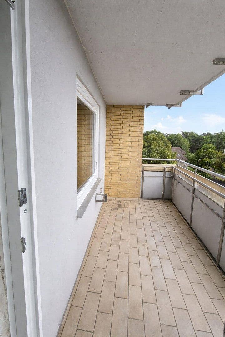 Prenájom bytu 3-izbový 78 m², Bielefeld, Severné Porýnie - Westfálsko Prenájom bytu 3-izbový 78 m², Bielefeld, Severné Porýnie - Westfálsko