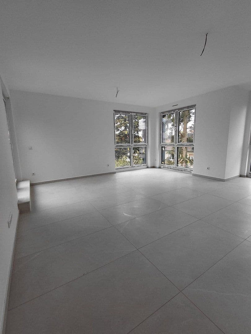 Prenájom bytu 4-izbový 113 m², Erlensee, Hesensko Prenájom bytu 4-izbový 113 m², Erlensee, Hesensko