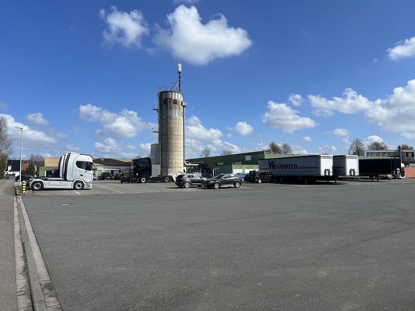 Prenájom pozemku 4.000 m², Hüllhorst, Severné Porýnie - Westfálsko Prenájom pozemku 4.000 m², Hüllhorst, Severné Porýnie - Westfálsko