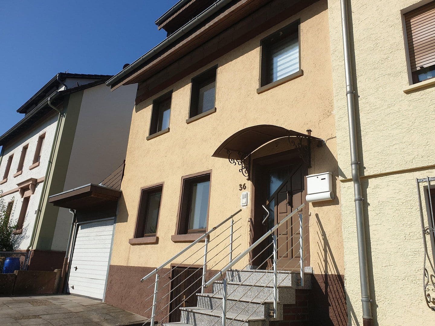 Predaj domu 290 m², pozemek 660 m², Neuhofer Straße 34, Neckargemünd, Bádensko-Wurttembersko Predaj domu 290 m², pozemek 660 m², Neuhofer Straße 34, Neckargemünd, Bádensko-Wurttembersko