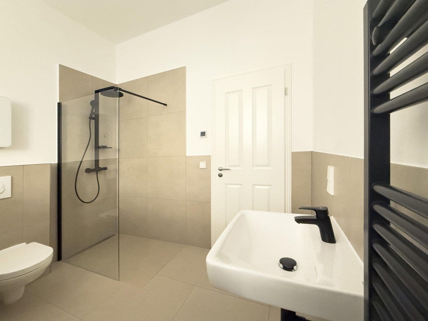 Predaj bytu 3-izbový 105 m², Friedbergstraße 27, Berlin, Berlín Predaj bytu 3-izbový 105 m², Friedbergstraße 27, Berlin, Berlín