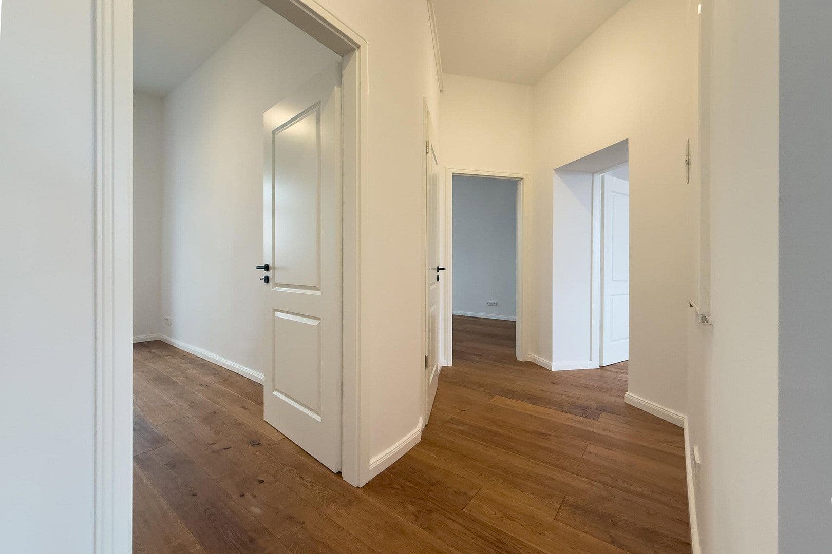 Predaj bytu 4-izbový 91 m², Glasgowerstraße 27, Berlin, Berlín Predaj bytu 4-izbový 91 m², Glasgowerstraße 27, Berlin, Berlín