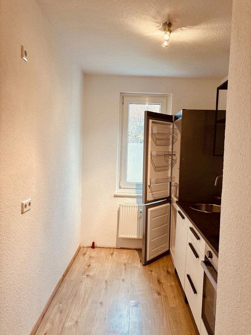 Prenájom bytu 1-izbový 32 m², Dahlienstraße 4, Erfurt, Durínsko Prenájom bytu 1-izbový 32 m², Dahlienstraße 4, Erfurt, Durínsko