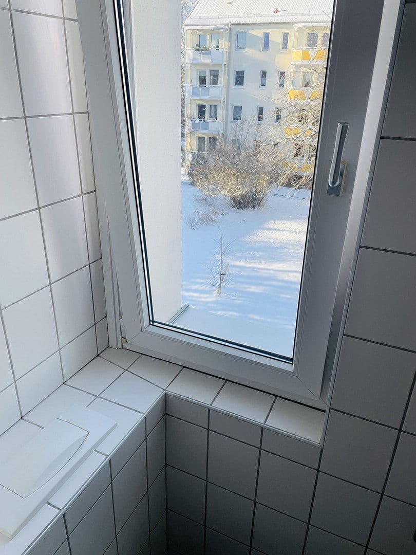 Prenájom bytu 1-izbový 32 m², Dahlienstraße 4, Erfurt, Durínsko Prenájom bytu 1-izbový 32 m², Dahlienstraße 4, Erfurt, Durínsko