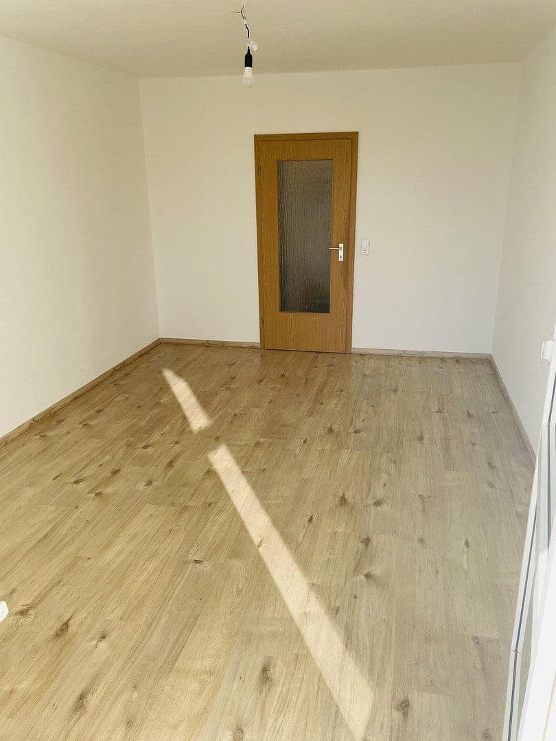 Prenájom bytu 1-izbový 32 m², Dahlienstraße 4, Erfurt, Durínsko Prenájom bytu 1-izbový 32 m², Dahlienstraße 4, Erfurt, Durínsko