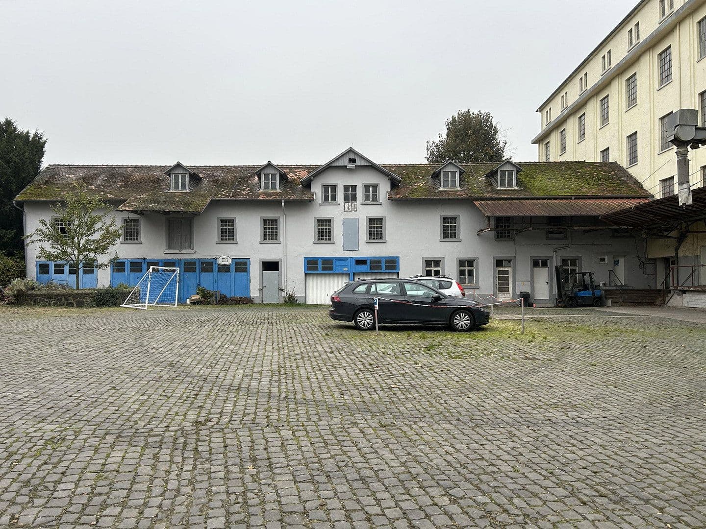 Predaj nebytového priestoru 4.126 m², Mühlenstraße 9b, Niddatal, Hesensko Predaj nebytového priestoru 4.126 m², Mühlenstraße 9b, Niddatal, Hesensko