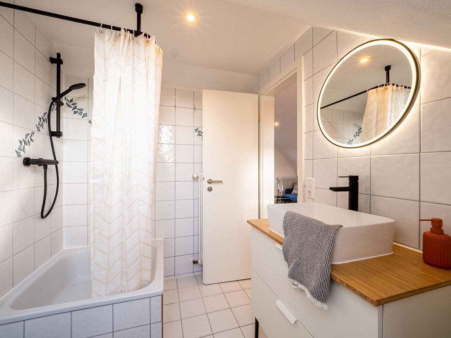 Prenájom bytu 1-izbový 27 m², Andres-Hofer-Straße 40a, Freiburg, Bádensko-Wurttembersko Prenájom bytu 1-izbový 27 m², Andres-Hofer-Straße 40a, Freiburg, Bádensko-Wurttembersko