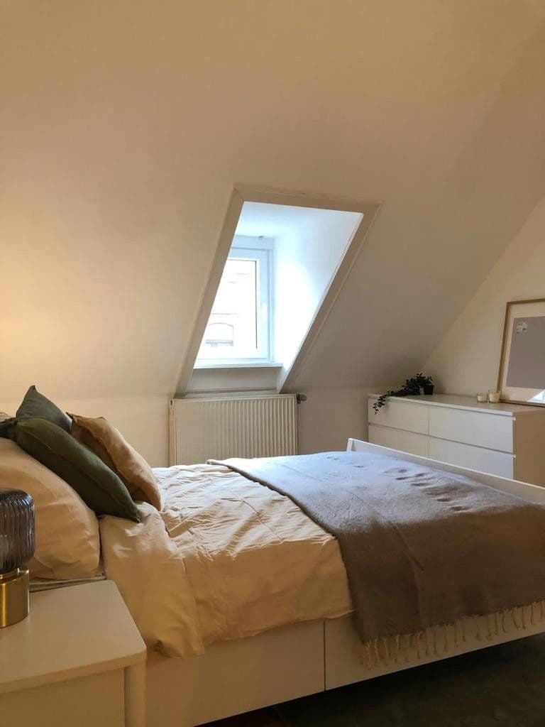 Prenájom bytu 2-izbový 76 m², Wiesbaden, Hesensko Prenájom bytu 2-izbový 76 m², Wiesbaden, Hesensko