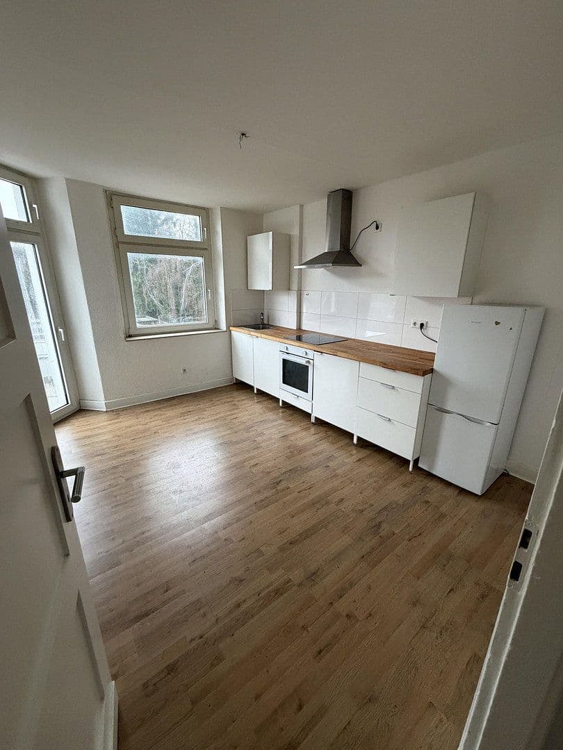Prenájom bytu 2-izbový 60 m², Blumentalstr. 150, Krefeld, Severné Porýnie - Westfálsko Prenájom bytu 2-izbový 60 m², Blumentalstr. 150, Krefeld, Severné Porýnie - Westfálsko