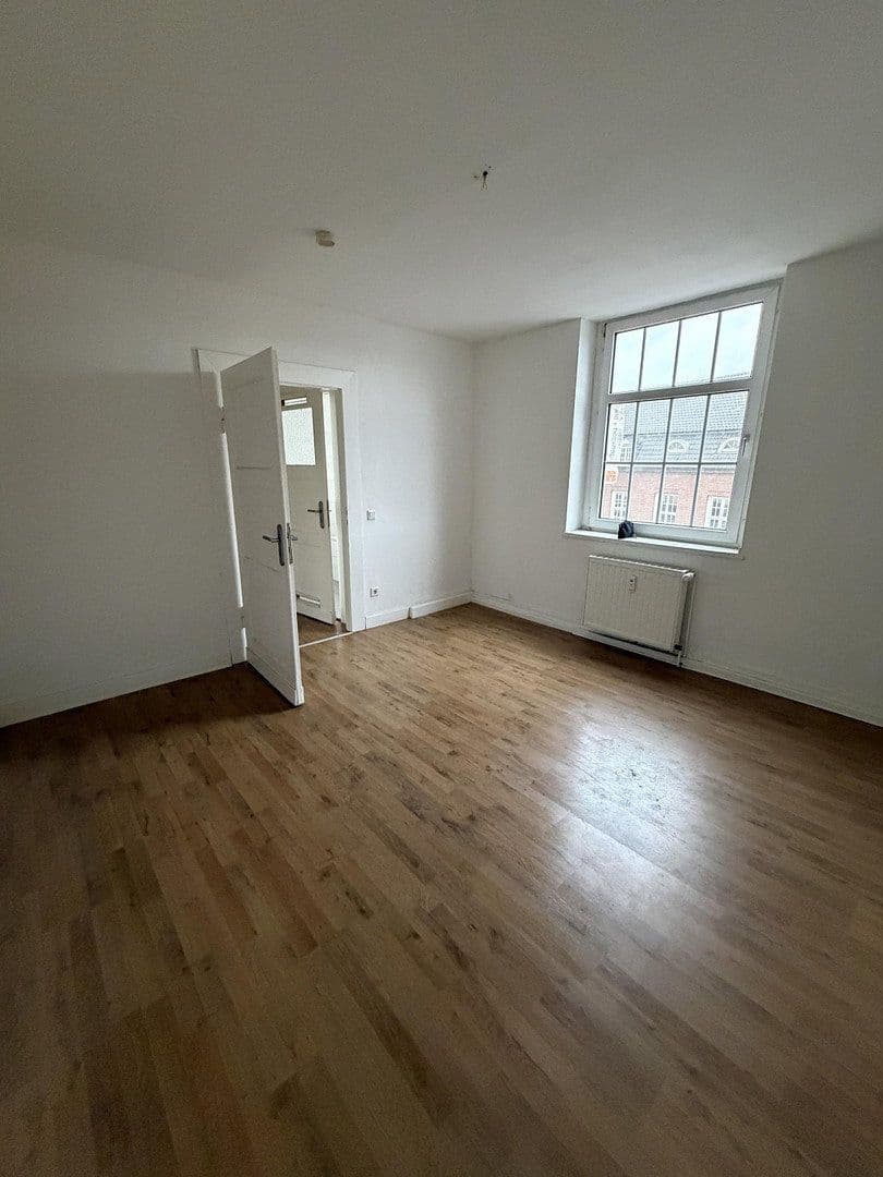 Prenájom bytu 2-izbový 60 m², Blumentalstr. 150, Krefeld, Severné Porýnie - Westfálsko Prenájom bytu 2-izbový 60 m², Blumentalstr. 150, Krefeld, Severné Porýnie - Westfálsko