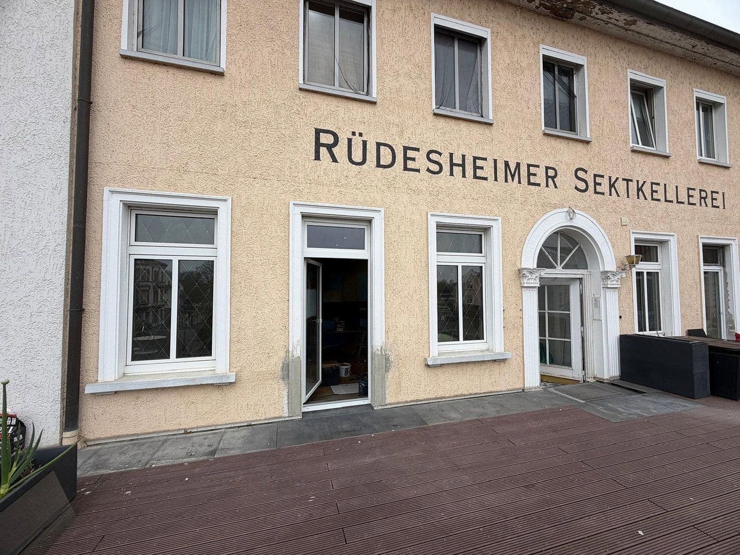 Prenájom bytu 2-izbový 42 m², Kaiserstraße 4a, Rüdesheim am Rhein, Hesensko Prenájom bytu 2-izbový 42 m², Kaiserstraße 4a, Rüdesheim am Rhein, Hesensko
