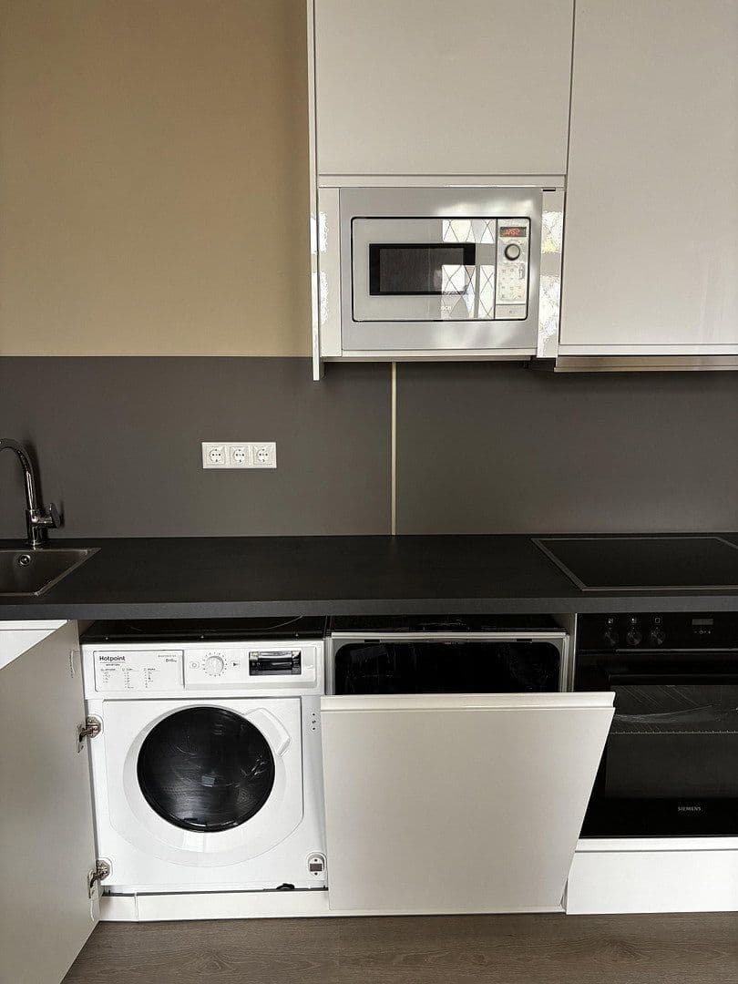 Prenájom bytu 2-izbový 42 m², Kaiserstraße 4a, Rüdesheim am Rhein, Hesensko Prenájom bytu 2-izbový 42 m², Kaiserstraße 4a, Rüdesheim am Rhein, Hesensko