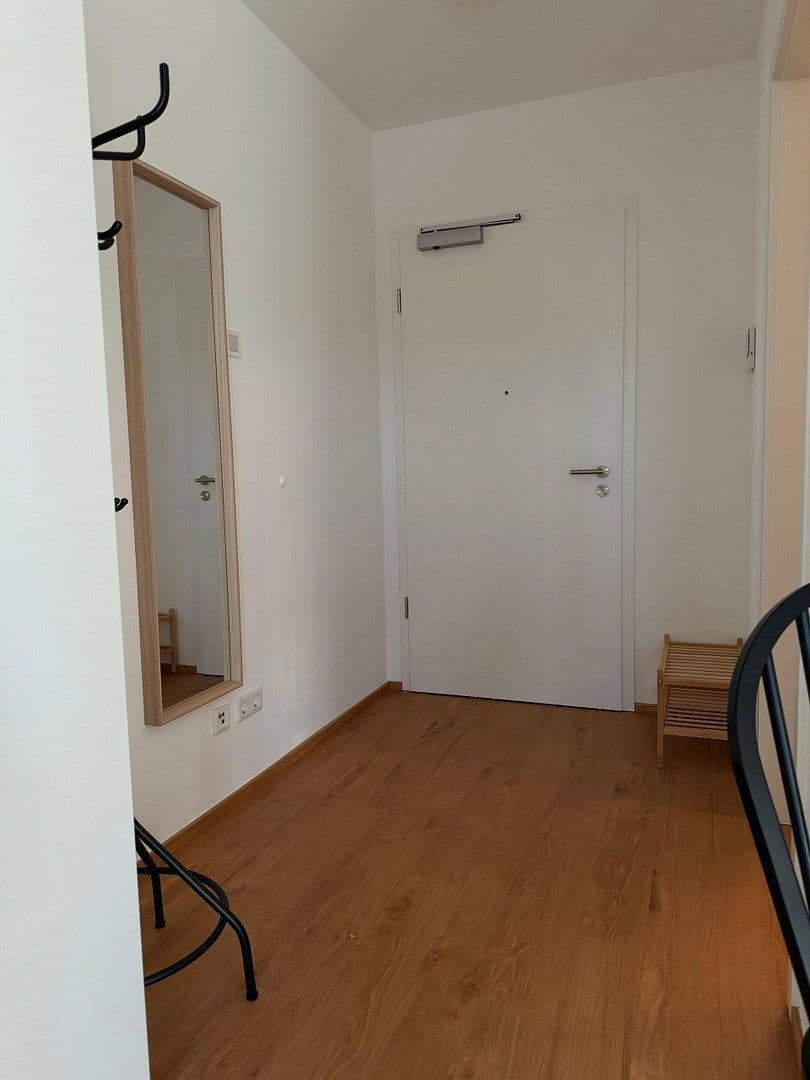 Prenájom bytu 1-izbový 25 m², Berlin, Berlín Prenájom bytu 1-izbový 25 m², Berlin, Berlín