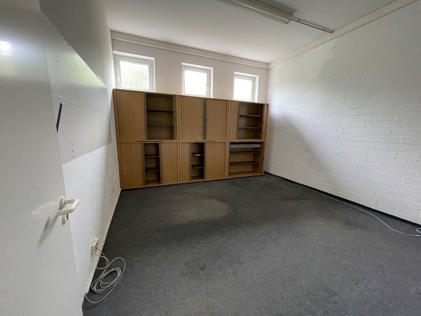 Prenájom nebytového priestoru 314 m², Osterholzer Heerstraße 125-127, Bremen, Brémy Prenájom nebytového priestoru 314 m², Osterholzer Heerstraße 125-127, Bremen, Brémy