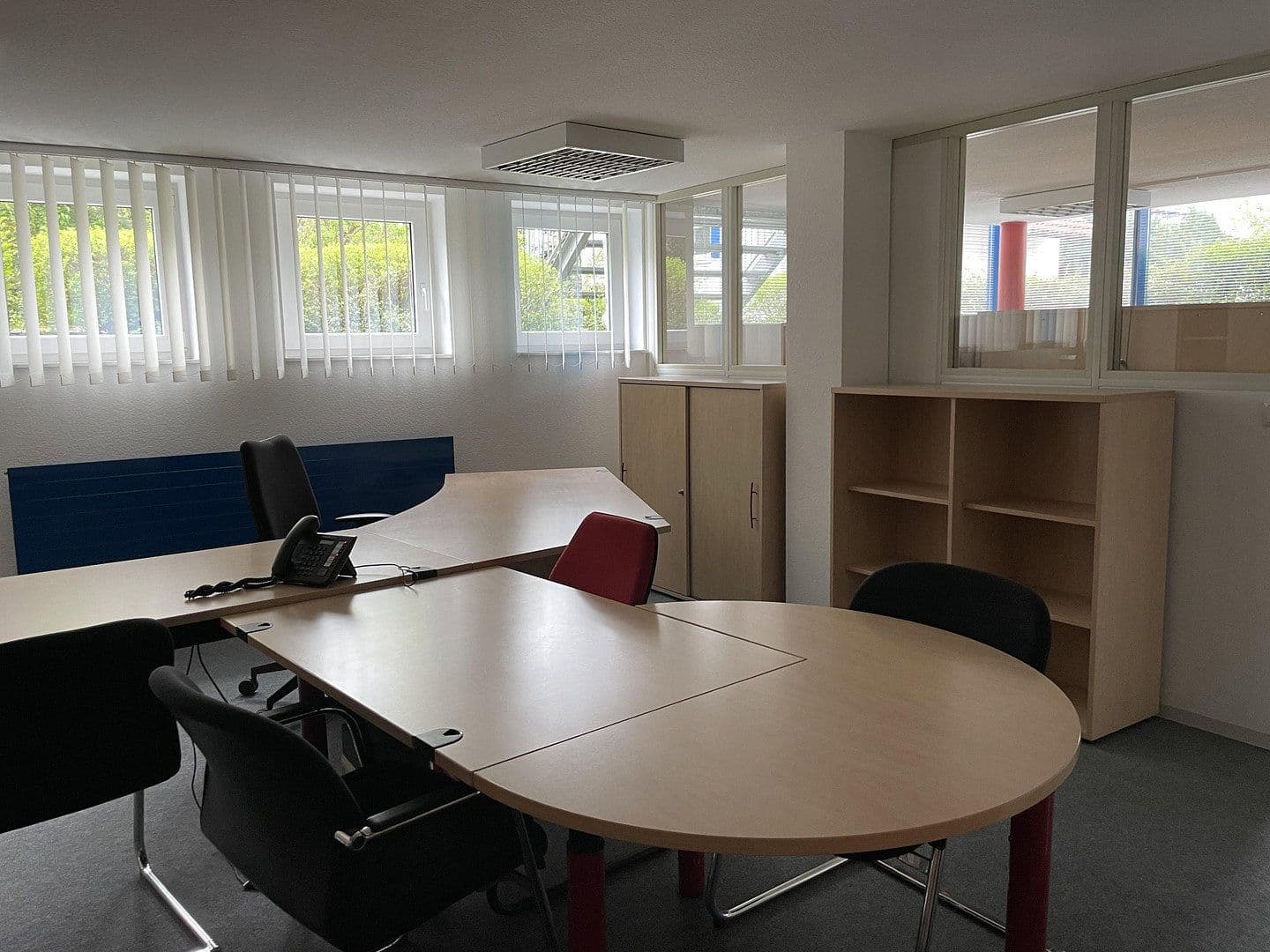 Prenájom nebytového priestoru 314 m², Osterholzer Heerstraße 125-127, Bremen, Brémy Prenájom nebytového priestoru 314 m², Osterholzer Heerstraße 125-127, Bremen, Brémy